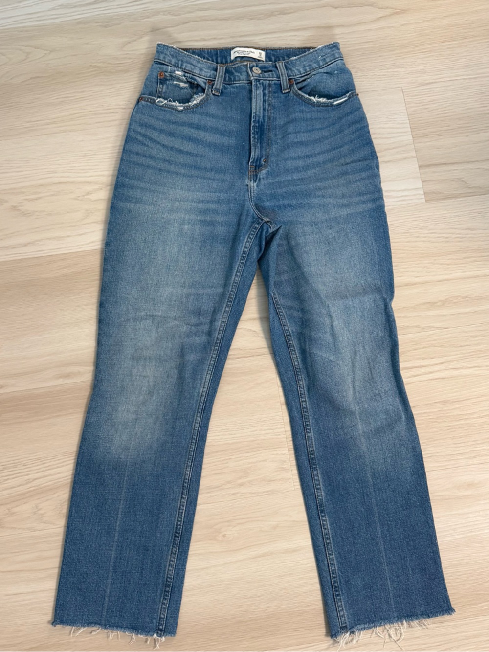 Abercrombie & Fitch Ankle Straight Ultra High Rise